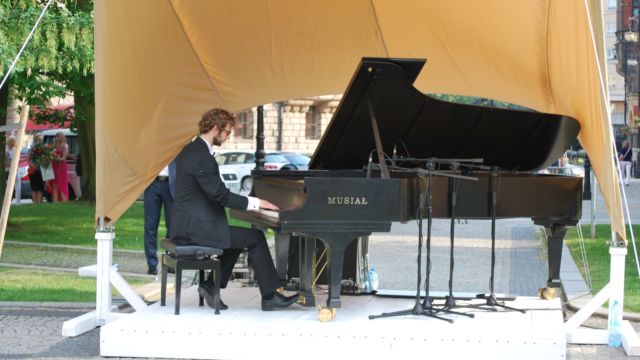 Nagłośnienie koncertu fortepianowego Posłuchajcie Chopina, Legnica, 2018 Nagłośnienie koncertu fortepianowego Posłuchajcie Chopina, Legnica, 2018