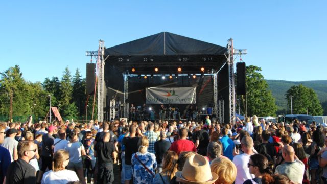 Technika estradowa (nagłośnienie, oświetlenie, obsługa techniczna imprezy) BobSound podczas koncertu Lao Che, Technika estradowa BobSound podczas koncertu Lao Che, Szklarska Poręba, 2019